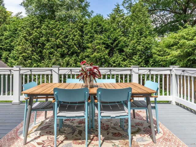 48 Henderson Terrace, Burlington, VT 05401