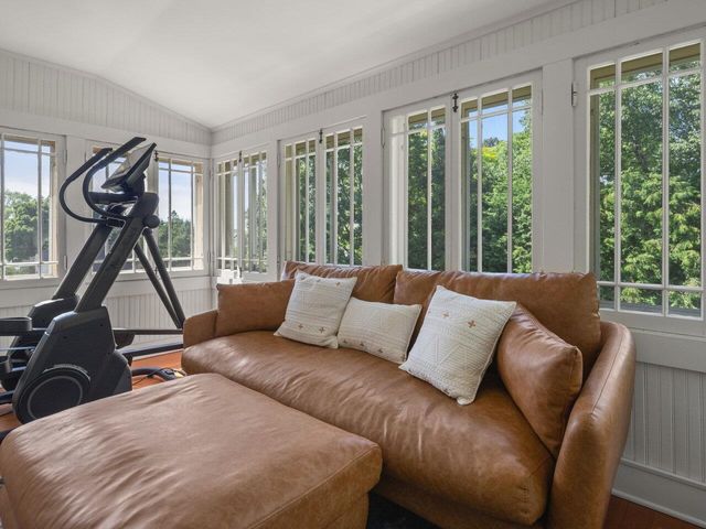 48 Henderson Terrace, Burlington, VT 05401
