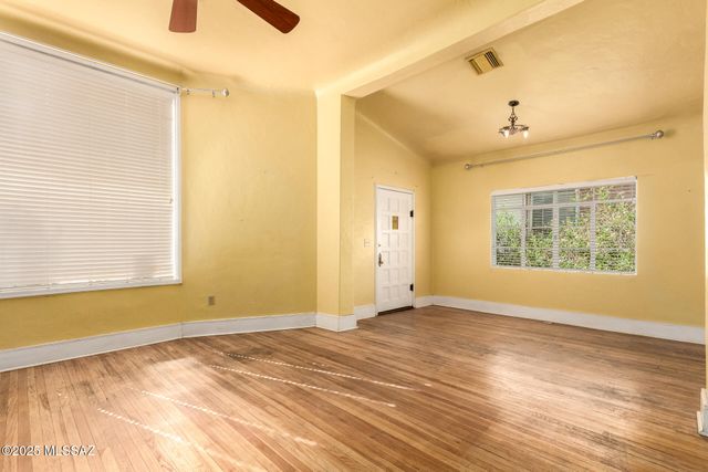 423 S 5th Avenue, Tucson, AZ 85701