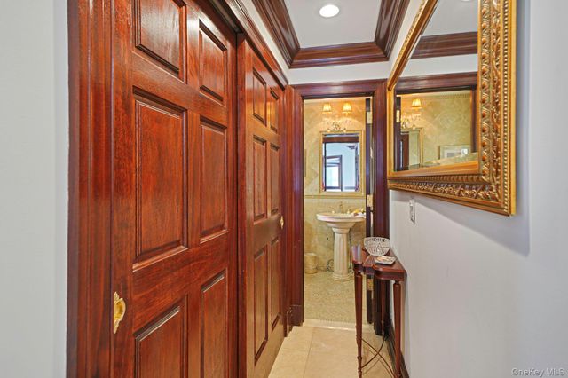 9 Chicken Valley Road, Old Brookville, NY 11545