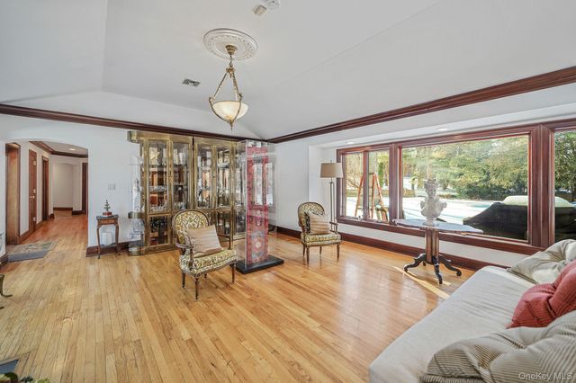 9 Chicken Valley Road, Old Brookville, NY 11545