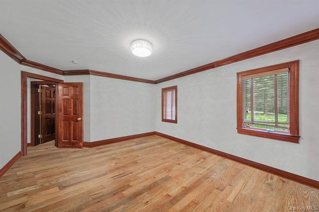 9 Chicken Valley Road, Old Brookville, NY 11545