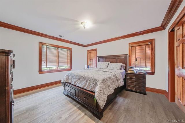 9 Chicken Valley Road, Old Brookville, NY 11545