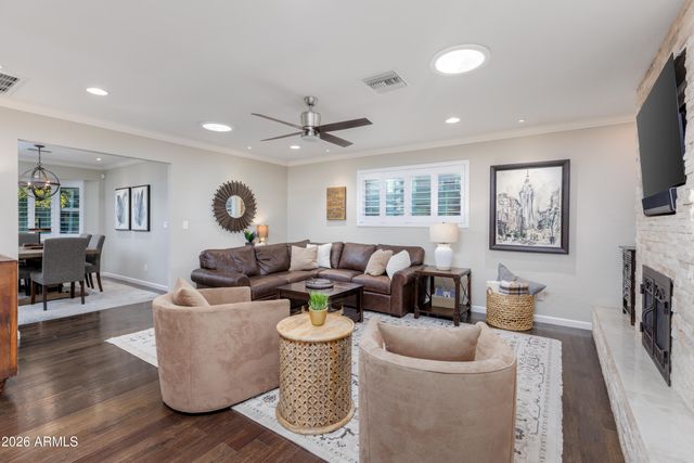 502 E Kaler Drive, Phoenix, AZ 85020