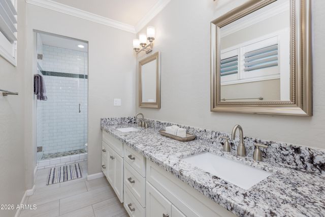 502 E Kaler Drive, Phoenix, AZ 85020