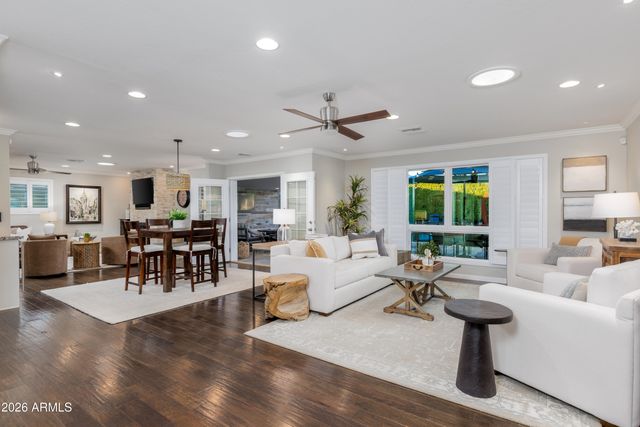 502 E Kaler Drive, Phoenix, AZ 85020