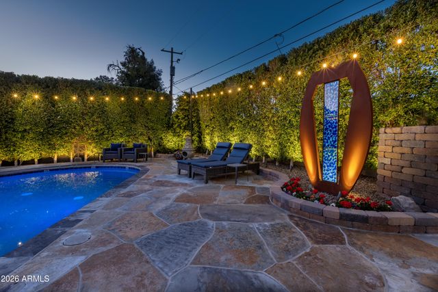 502 E Kaler Drive, Phoenix, AZ 85020