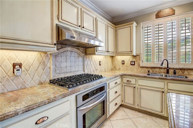 14182 Crystal View, Riverside, CA 92508