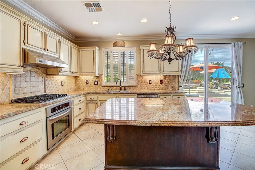 Image 26 of property listing at 14182 Crystal View, Riverside, CA 92508
