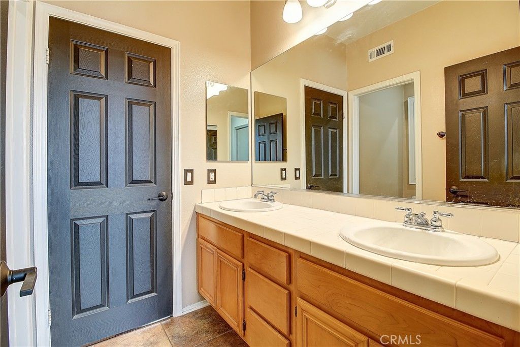 Image 58 of property listing at 14182 Crystal View, Riverside, CA 92508