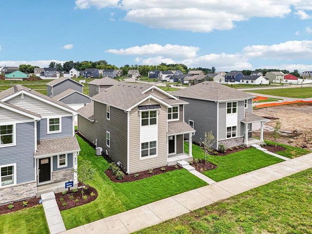 523 Trysil Aly N, Stoughton, WI 53589