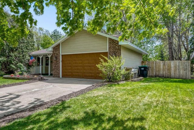 7811 118th Avenue N, Champlin, MN 55316