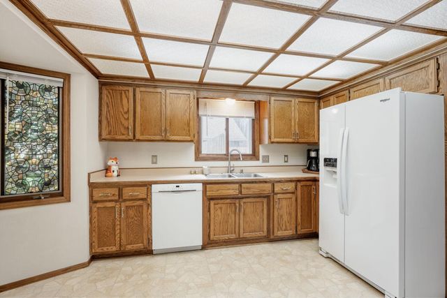 7811 118th Avenue N, Champlin, MN 55316