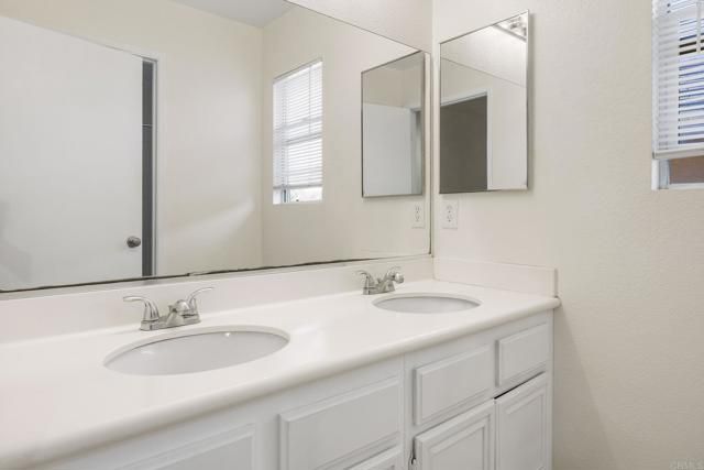 4979 Cimarron Way, San Diego, CA 92154