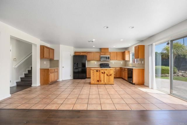 4979 Cimarron Way, San Diego, CA 92154