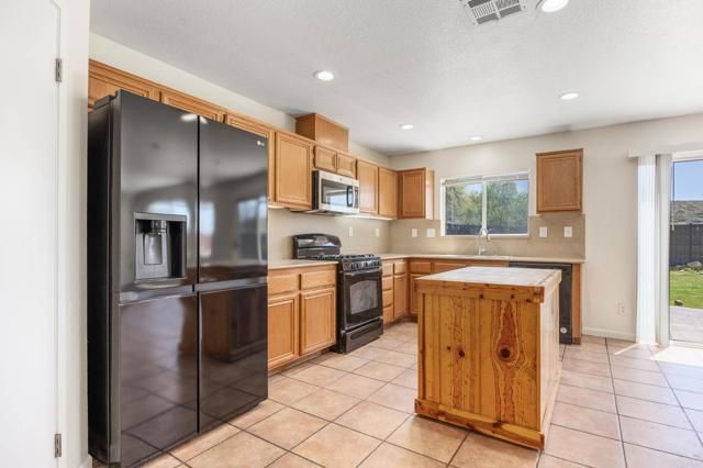 4979 Cimarron Way, San Diego, CA 92154