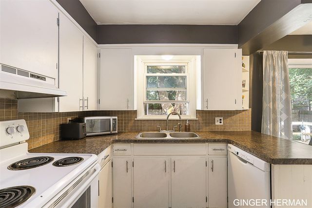 3457 Collingwood Avenue, Wyoming, MI 49519