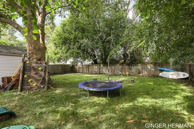 3457 Collingwood Avenue, Wyoming, MI 49519