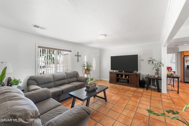 11138 E Avenue R2, Littlerock, CA 93543