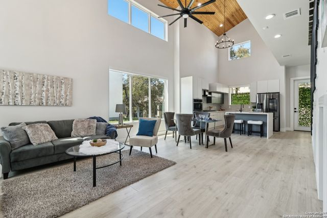 2535 Manor Heights, San Antonio, TX 78231