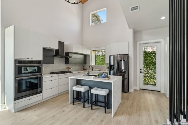 2535 Manor Heights, San Antonio, TX 78231