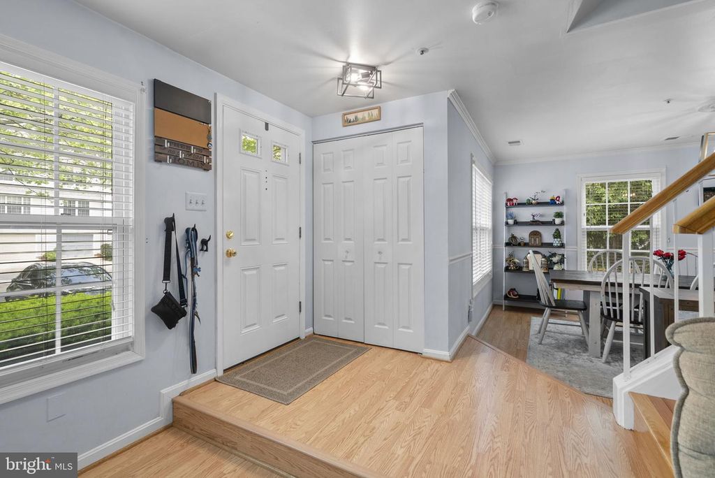Image 3 of property listing at 29 BRONCO CT #288-B, Germantown, MD 20874