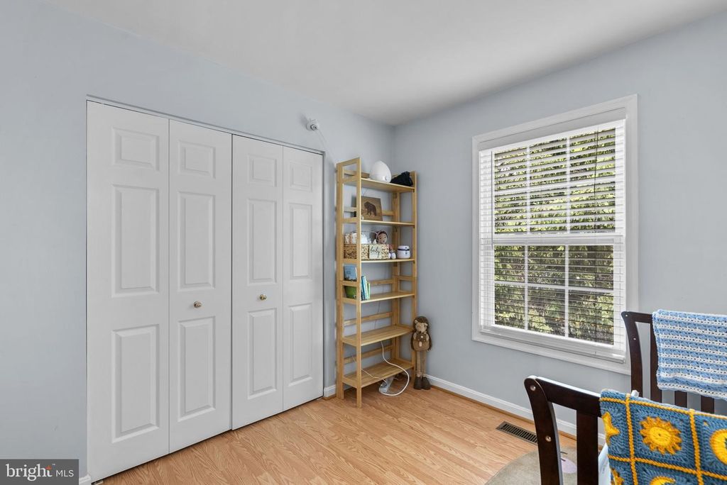 Image 33 of property listing at 29 BRONCO CT #288-B, Germantown, MD 20874