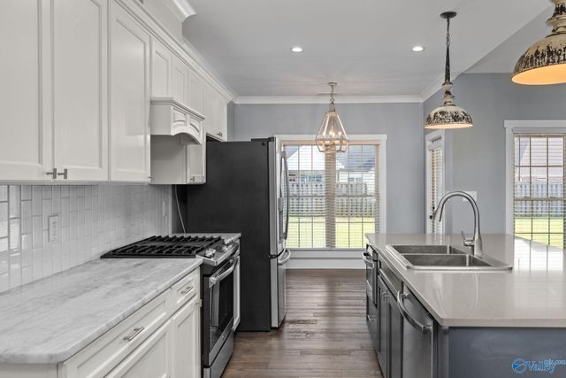 123 Ashbey Circle, Muscle Shoals, AL 35661