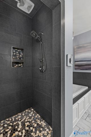 123 Ashbey Circle, Muscle Shoals, AL 35661