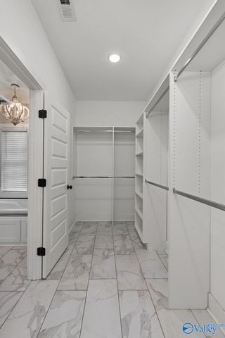 123 Ashbey Circle, Muscle Shoals, AL 35661