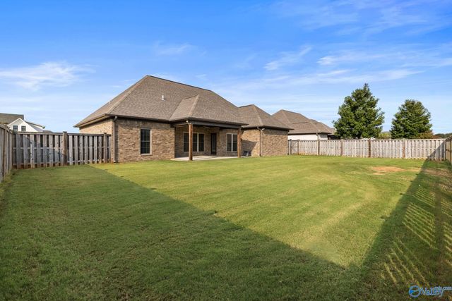 123 Ashbey Circle, Muscle Shoals, AL 35661