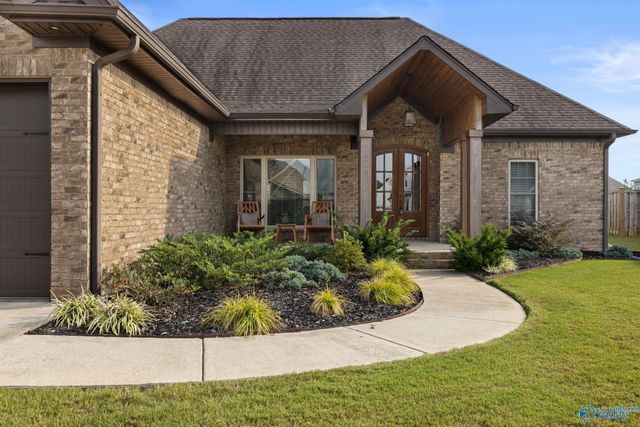 123 Ashbey Circle, Muscle Shoals, AL 35661