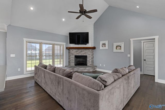 123 Ashbey Circle, Muscle Shoals, AL 35661