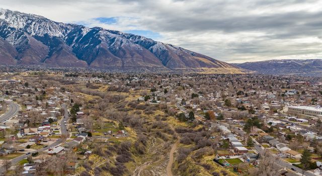 959 E VIOLET DR, Sandy, UT 84094