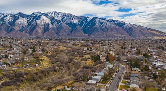 959 E VIOLET DR, Sandy, UT 84094