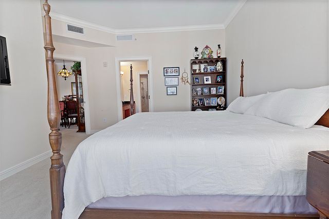 16100 EMERALD ESTATES Drive 397, Weston, FL 33331