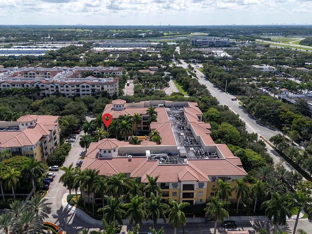 16100 EMERALD ESTATES Drive 397, Weston, FL 33331