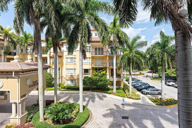 16100 EMERALD ESTATES Drive 397, Weston, FL 33331