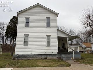 402 May Street, Fremont, OH 43420