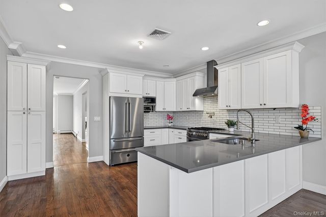 548 Mountainview Avenue, Valley Cottage, NY 10989