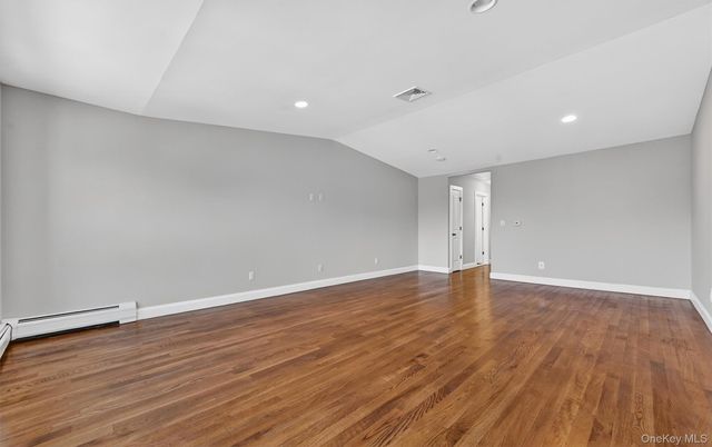 548 Mountainview Avenue, Valley Cottage, NY 10989