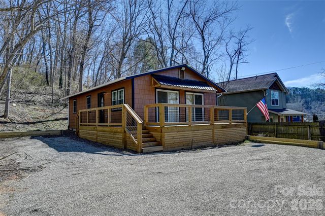 9 Woodfin Avenue, Asheville, NC 28804