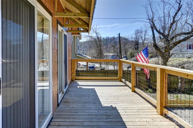 9 Woodfin Avenue, Asheville, NC 28804