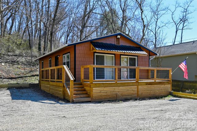 9 Woodfin Avenue, Asheville, NC 28804