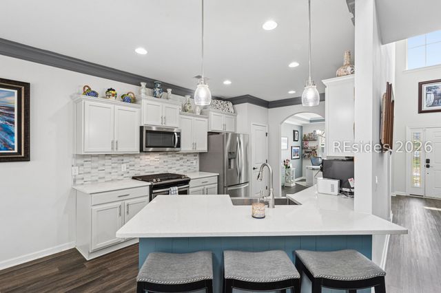 6 Benton Cir, Bluffton, SC 29910