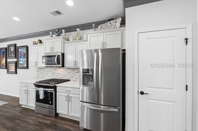 6 Benton Cir, Bluffton, SC 29910