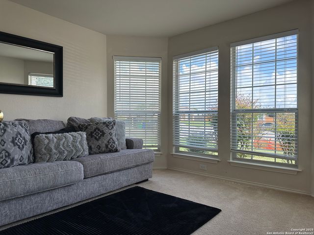 109 WILLOW RUN, Cibolo, TX 78108