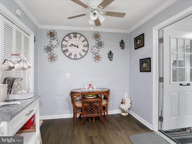 1229 WAYNE AVE, Hagerstown, MD 21742
