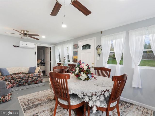 1229 WAYNE AVE, Hagerstown, MD 21742