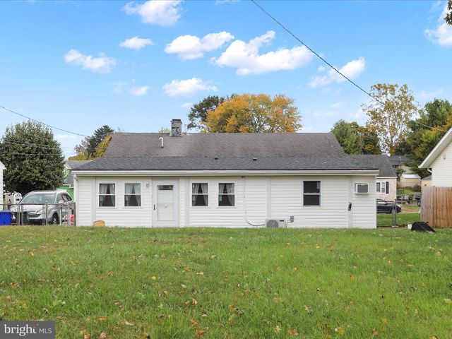 1229 WAYNE AVE, Hagerstown, MD 21742
